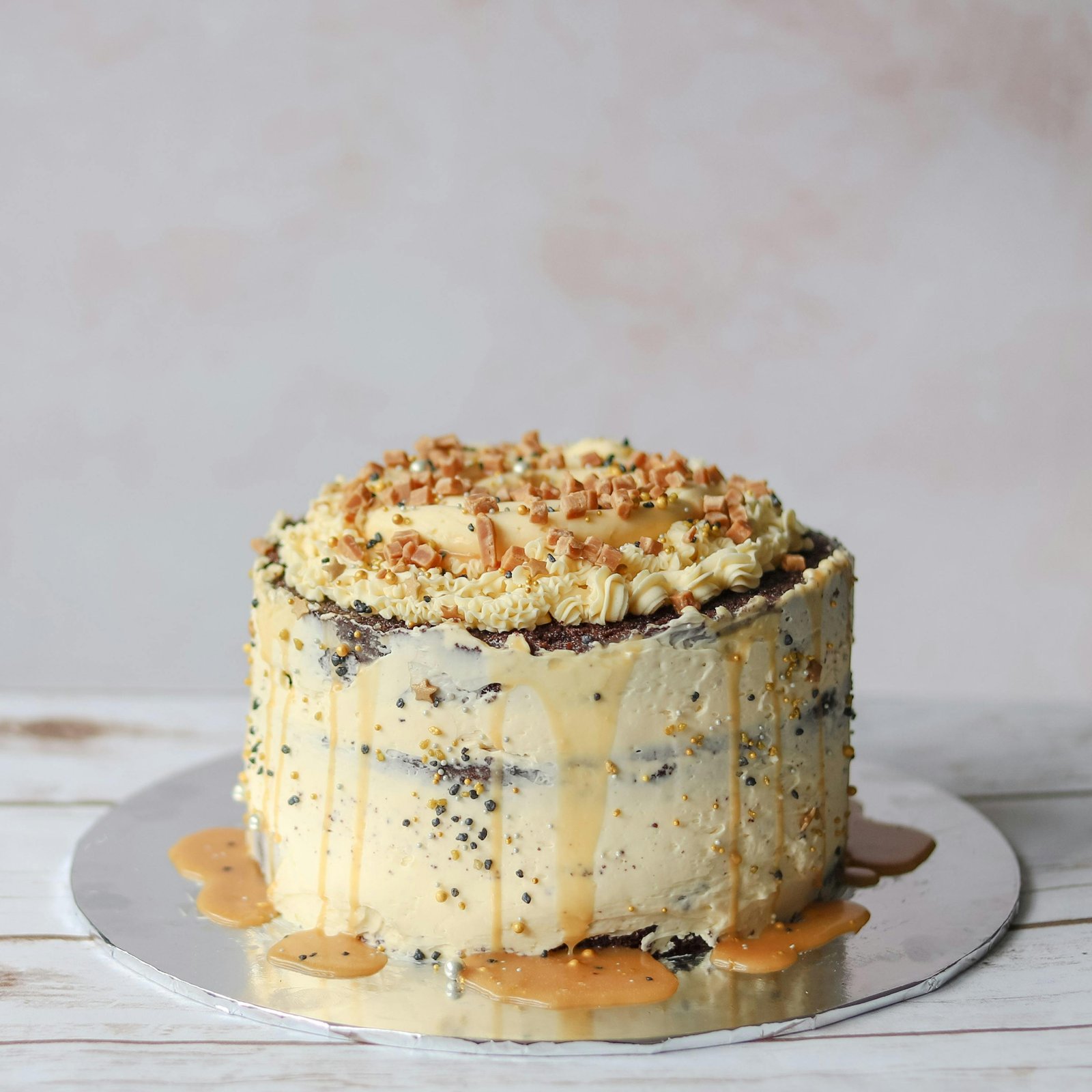 Pastel Fantasía de Frutas